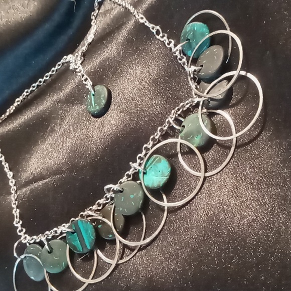 Bib collar statement necklace beaded on a rolo chain . - Picture 3 of 4